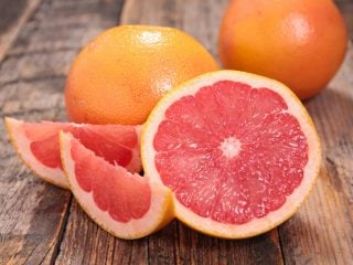 https://www.organicfacts.net/wp-content/uploads/grapefruit-320x240.jpg