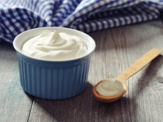 6 Best Benefits of Greek Yogurt | Organic Facts