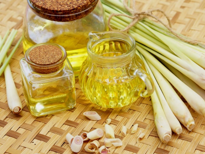11 Health Benefits of Lemongrass Essential Oil | Organic Facts