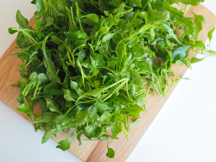 staggering-health-benefits-of-watercress-health-cautions